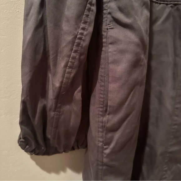 Lululemon City Stroll Jacket Grey Sage - Picture 9 of 12